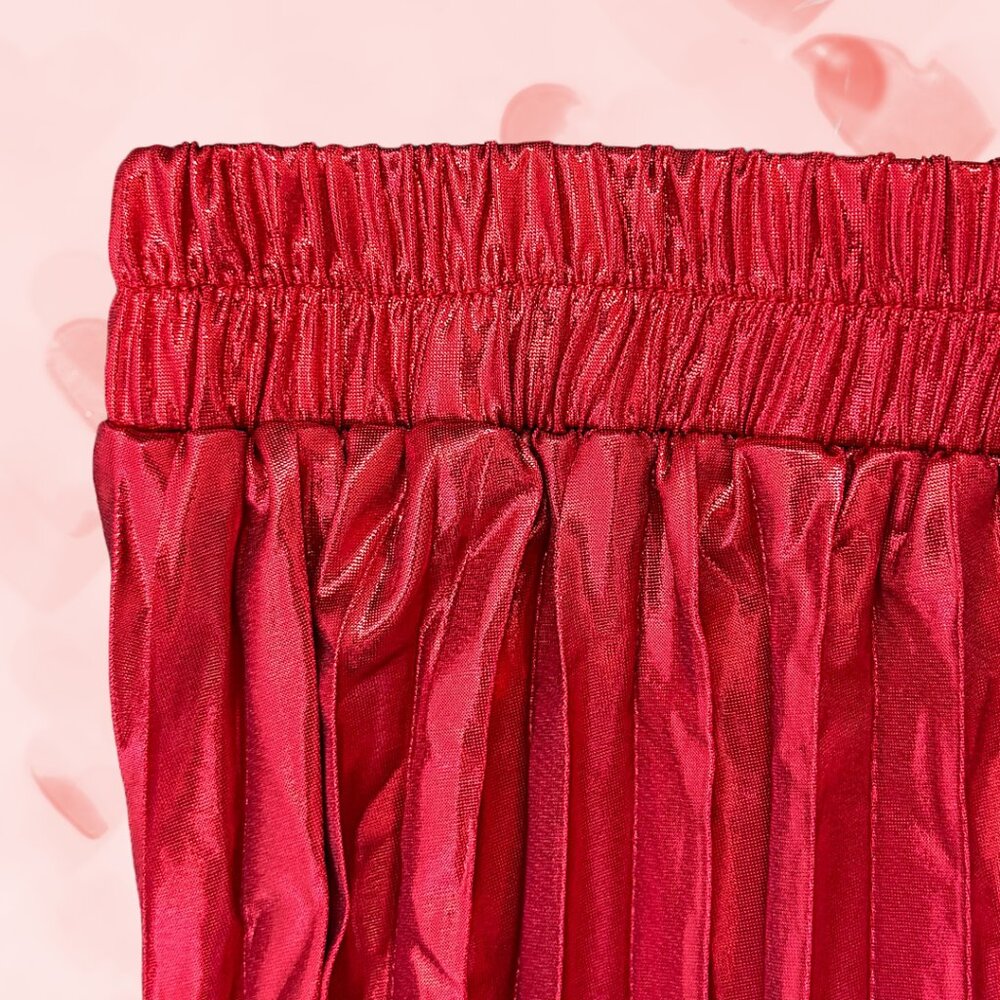 Metallic Pleated Midi Skirt in Red Hot - Picture 7 of 8